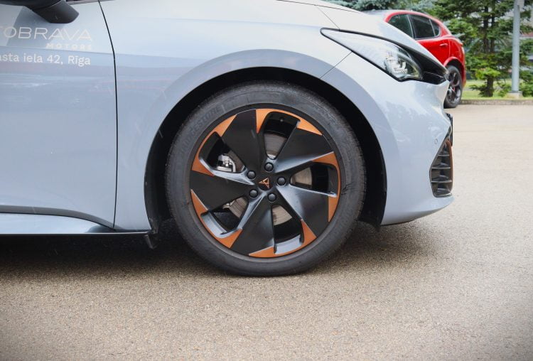 CUPRA Born 58/62kWh