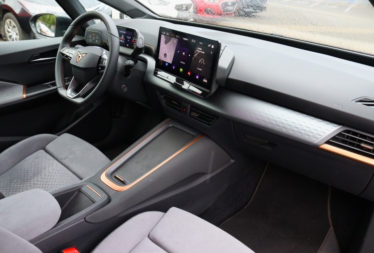 CUPRA Born 58/62kWh